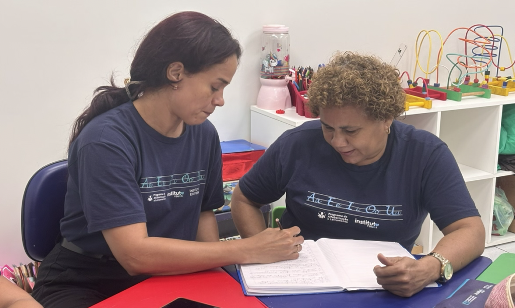 Estácio oferece curso gratuito de alfabetização para adultos em Ananindeua; aluna de 60 anos pega quatro ônibus para não faltar 1 Estácio oferece curso gratuito de alfabetização para adultos em Ananindeua; aluna de 60 anos pega quatro ônibus para não faltar