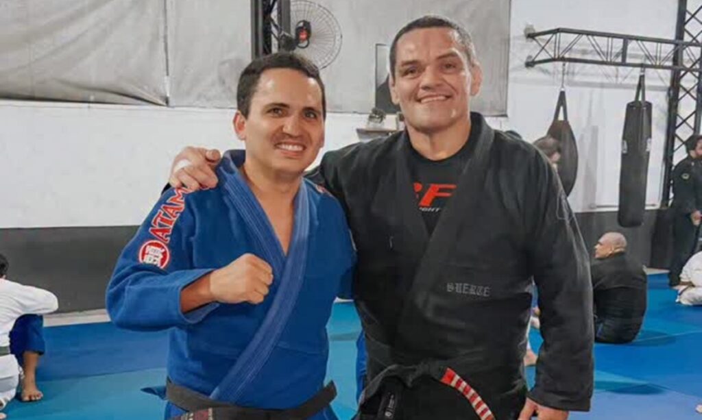 Cássio Andrade volta aos tatames após desafio e relembra trajetória no jiu-jitsu