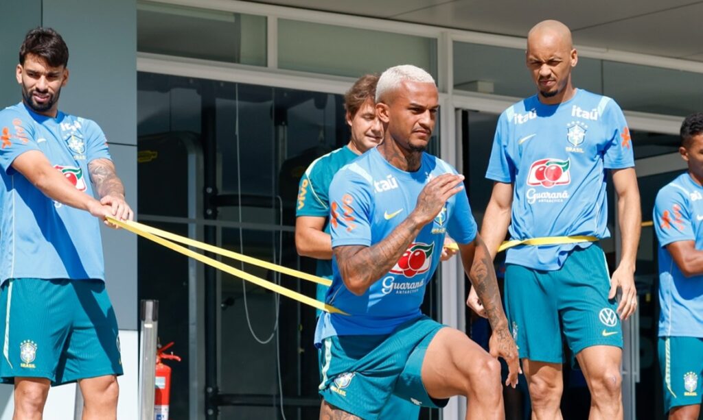 Seleção Brasileira inicia preparação para a Copa sem Neymar