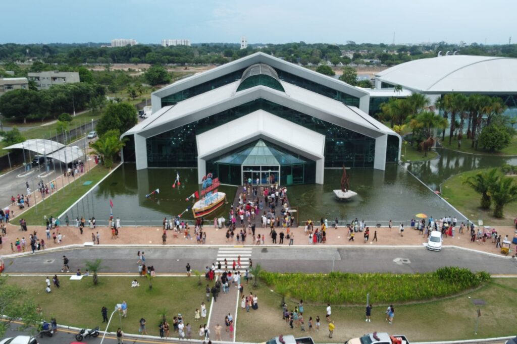 UNAMA realiza 9º Congresso de Saúde no Hangar com tema "Saúde 5.0: Inovação, inteligência artificial e o futuro do cuidado"