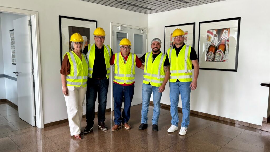 Empresários de Marabá e Parauapebas visitam fábrica da Cerpa em momento de expansão da cervejaria paraense