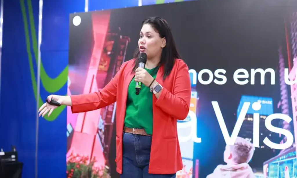 Empreendedores aprendem a usar IA para vender mais nas redes sociais em curso do Sebrae em Belém