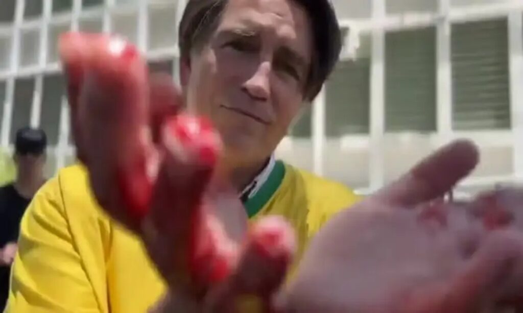 Ator que interpreta Bolsonaro em “Dark Horse” relata impacto psicológico após gravações
