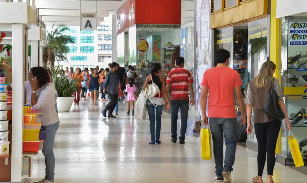 Dia das Mães: 37% das PMEs esperam alta nas vendas, mas mais da metade não fará ações, diz Serasa 1 Dia das Mães: 37% das PMEs esperam alta nas vendas, mas mais da metade não fará ações, diz Serasa