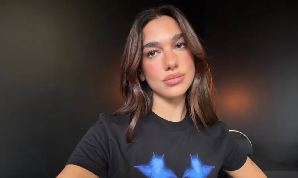 Dua Lipa processa Samsung em US$ 15 milhões por uso indevido de imagem em embalagens de TVs nos Estados Unidos