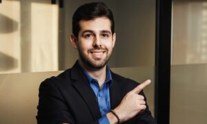 Atualizações no Instagram levantam alertas sobre desafios jurídicos no ambiente digital, alerta advogado Paulo Hadad