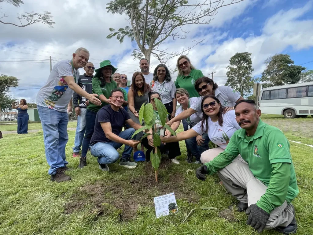 Emater planta 30 mudas em Marituba para celebrar o Dia do Meio Ambiente