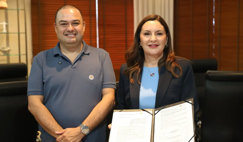 Hana Ghassan assina convênio de R$ 13,7 milhões para nova orla de Vigia 1 Hana Ghassan assina convênio de R$ 13,7 milhões para nova orla de Vigia