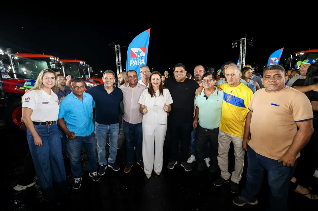 Governadora Hana Ghassan entrega 188 máquinas agrícolas a 70 municípios do Pará