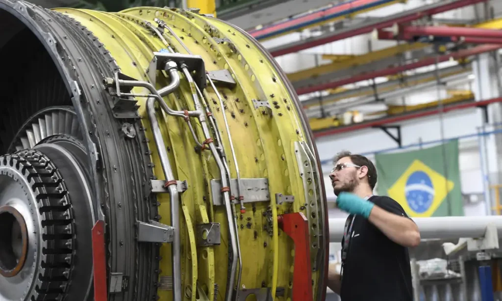 Plano Brasil Soberano adota novas regras e mais empresas podem aderir: exigência de impacto no faturamento cai de 5% para 1% para afetados pelo tarifaço dos EUA 1 Plano Brasil Soberano adota novas regras e mais empresas podem aderir: exigência de impacto no faturamento cai de 5% para 1% para afetados pelo tarifaço dos EUA