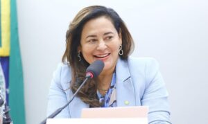 Articulação de Dilvanda Faro contribui para liberação de R$ 874 milhões do Seguro-Defeso