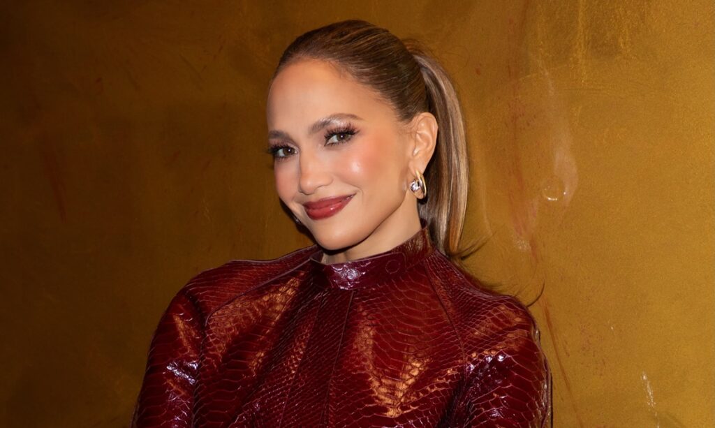 Jennifer Lopez revela transformação pessoal marcante gerada pelo filme brasileiro "Ainda Estou Aqui"