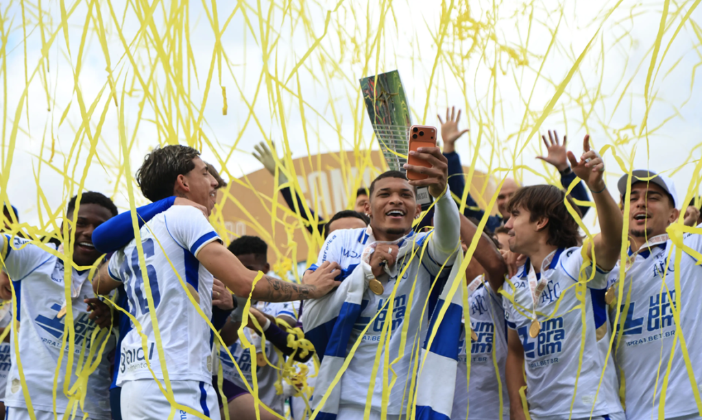 Chapecoense luta, mas Avaí leva a melhor na decisão da Copa Sul-Sudeste nos pênaltis 1 Chapecoense luta, mas Avaí leva a melhor na decisão da Copa Sul-Sudeste nos pênaltis
