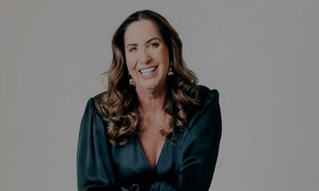 Mãe de Virginia estreia como coach e oferece mentorias de alto valor 1 Mãe de Virginia estreia como coach e oferece mentorias de alto valor