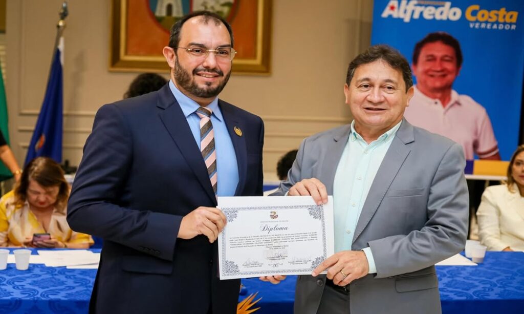 Fabrício Nascimento recebe Diploma Vereador Lodônio Gordon em Belém