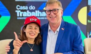 Dilvanda Faro participa da inauguração da Casa do Trabalhador em Belém