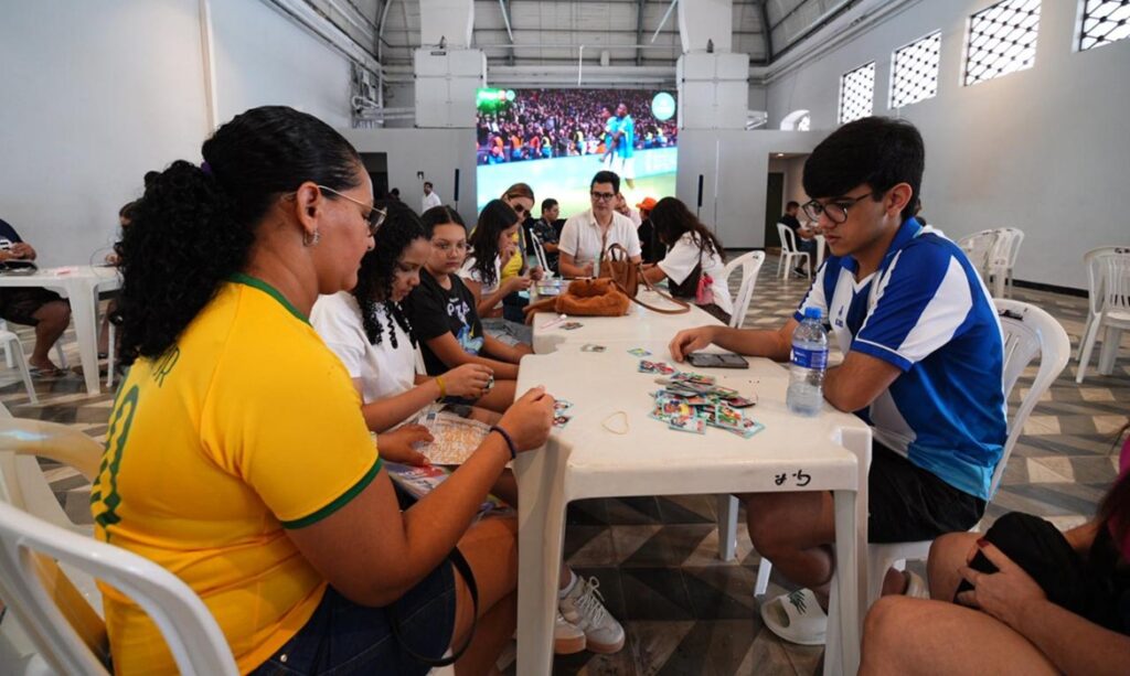 Mercado de São Brás, em Belém, vira ponto de troca de figurinhas com telão de 15 m² e ambiente climatizado aos domingos 9 Mercado de São Brás, em Belém, vira ponto de troca de figurinhas com telão de 15 m² e ambiente climatizado aos domingos