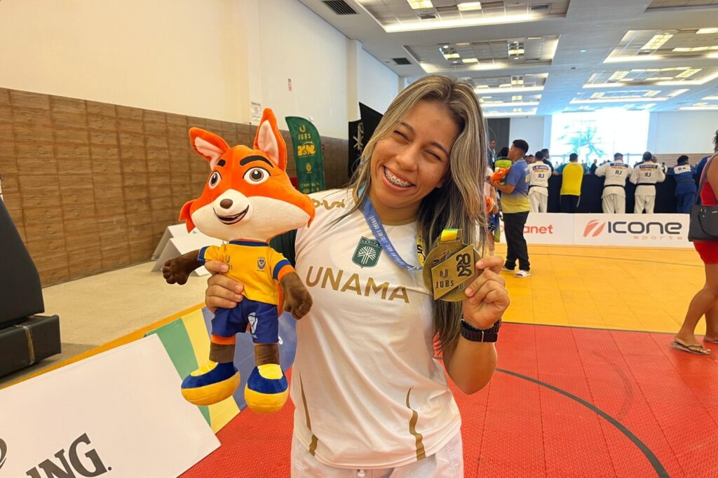 Atletas paraenses da UNAMA participam do Mundial Universitário de Lutas em Brasília nas modalidades Muay thai e Jiu-Jitsu