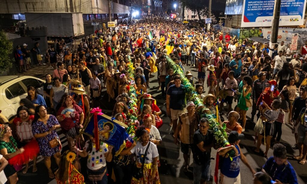 ARRASTÕES DO PAVULAGEM 2026: programação gratuita com Cortejo Fluvial, Cortejo dos Mastros, Levantamento dos Mastros e show do Arraial do Pavulagem marca abertura no dia 11/06 em Belém
