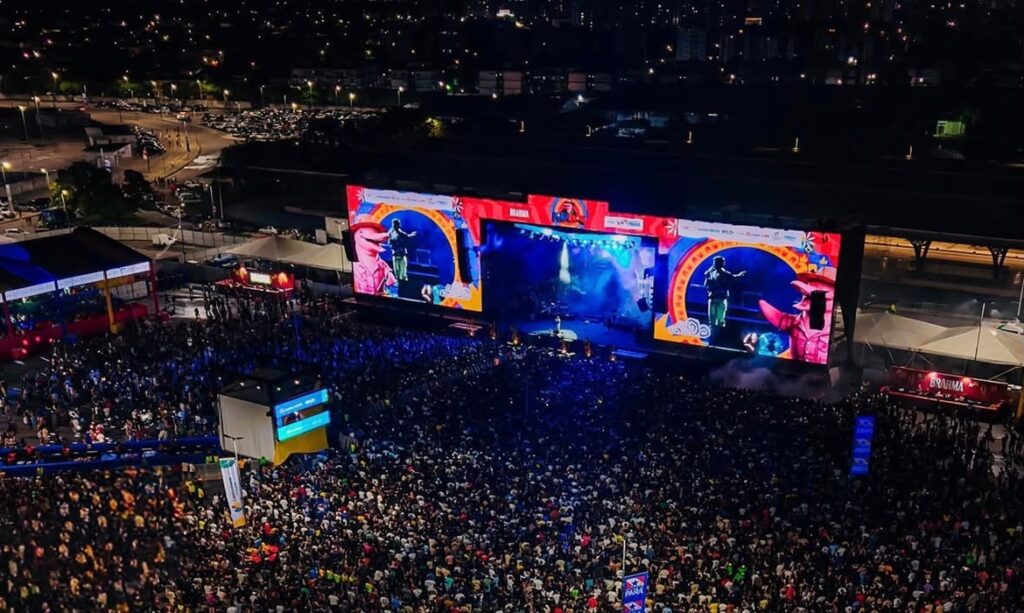 Parárraiá transmite jogo do Brasil e reúne Wesley Safadão e Leonardo em palco monumental no último dia 1 Parárraiá transmite jogo do Brasil e reúne Wesley Safadão e Leonardo em palco monumental no último dia