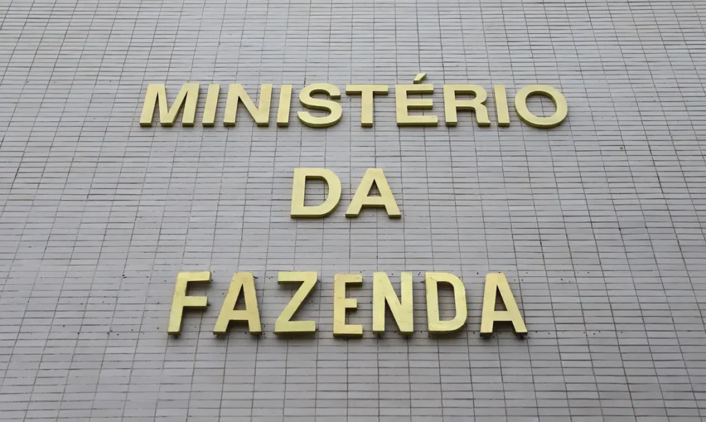 Fazenda lança painel que detalha R$ 340 bilhões em benefícios fiscais e amplia transparência sobre desonerações