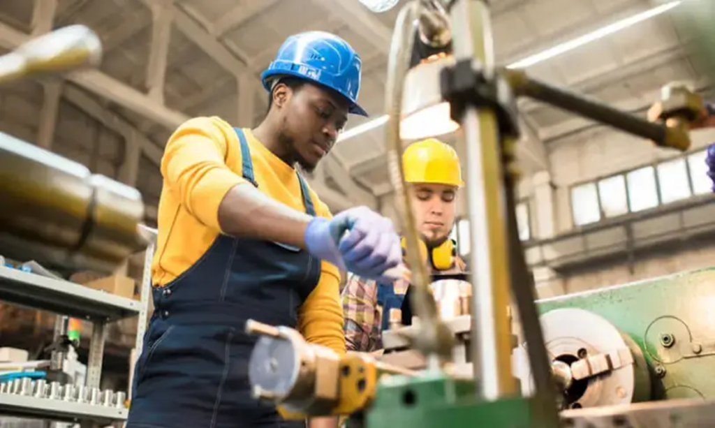 Pequenos negócios representam quase 97% das novas empresas abertas em maio, com 456 mil CNPJs criados