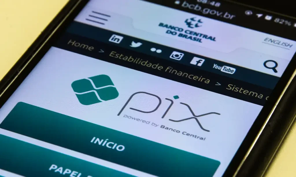 Pix por aproximação agora exibe saldo e limite antes do pagamento com integração ao open finance