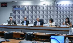 Defensores pedem regras mais rígidas para publicidade de bets em audiência no Senado
