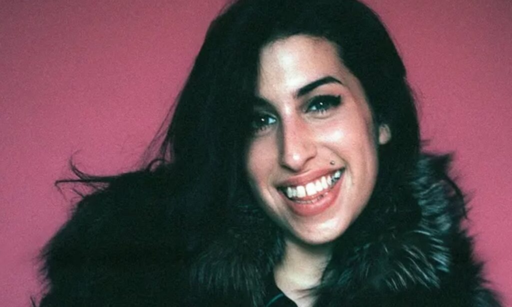 Há 15 anos morria Amy Winehouse