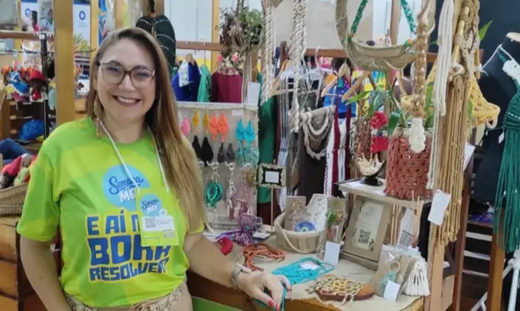Artesã paraense Patrícia Andrade é selecionada para missão comercial em Paris 1 Artesã paraense Patrícia Andrade é selecionada para missão comercial em Paris