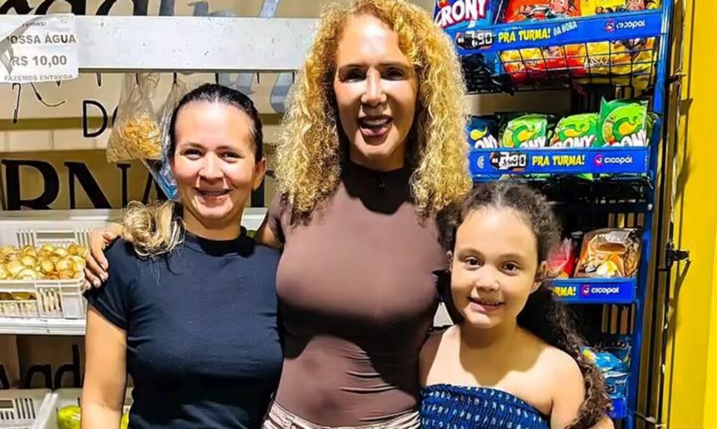 Adair Neves visita empreendimento de ex-colaborador e celebra conquista da família
