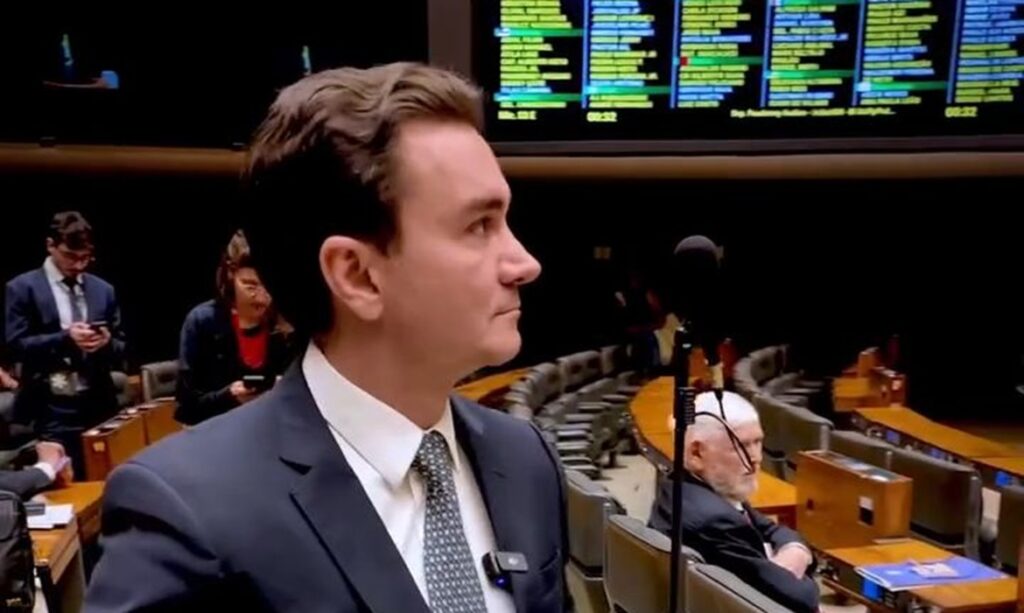 Celso Sabino destaca papel do Senado e confirma pré-candidatura