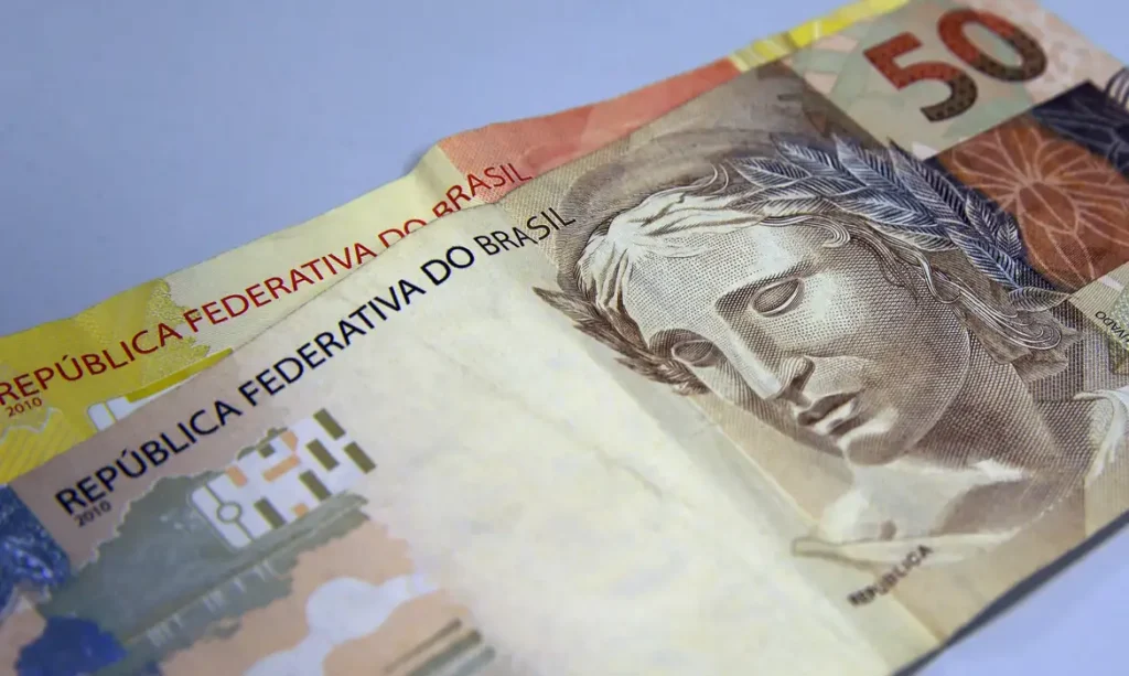 Saques da poupança superam depósitos em R$ 39,3 bilhões no semestre 1 Saques da poupança superam depósitos em R$ 39,3 bilhões no semestre