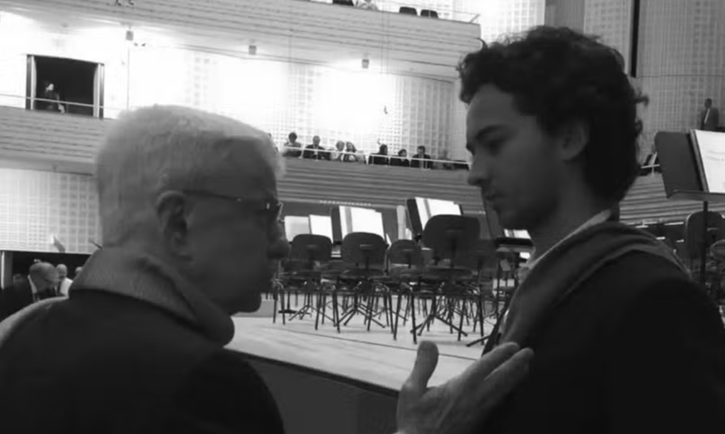 Gabriel Falcão, enteado de Renato Machado e ex-ator de "Malhação", homenageia padrasto após sua morte: "Obrigado por me ensinar o que realmente importa"