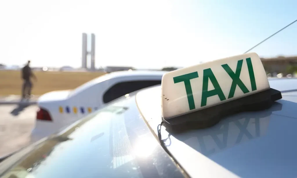 Crédito para motoristas de aplicativos e taxistas sobe para R$ 200 mil