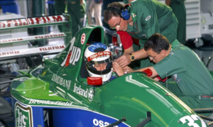 Há 35 anos, Schumacher estreou na F1 com pagamento de US$ 300 mil da Mercedes e sob o domínio de Senna