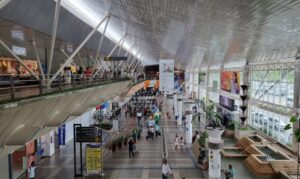 Passagens aéreas e combustíveis ficam mais caros em Belém antes do feriado