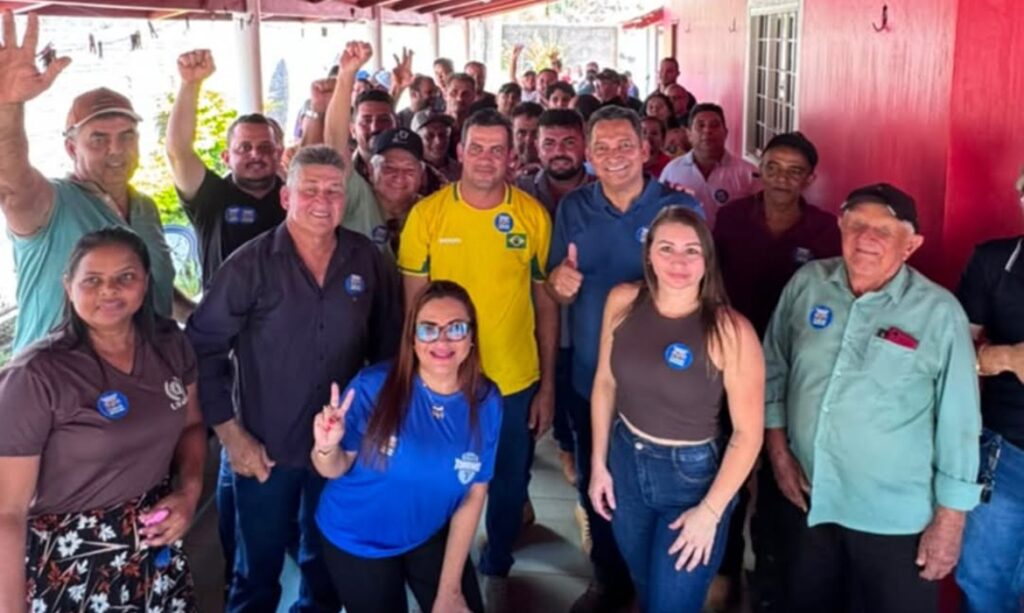 Deputado Torrinho Torres participa de reunião com lideranças no distrito do Nereu, em São Félix do Xingu