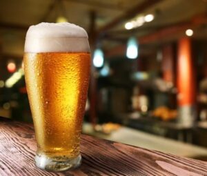 Dia Internacional da Cerveja: especialista do Grupo Petrópolis explica diferenças entre Pilsen, IPA, Weiss e Ultra