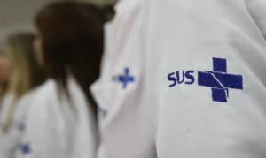 Novas regras permitem que residentes da saúde participem de pós-graduação e mestrado