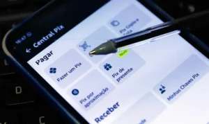 Banco Central estuda interligar Pix a sistemas internacionais e criar novas funcionalidades como crédito com garantia de fluxos futuros