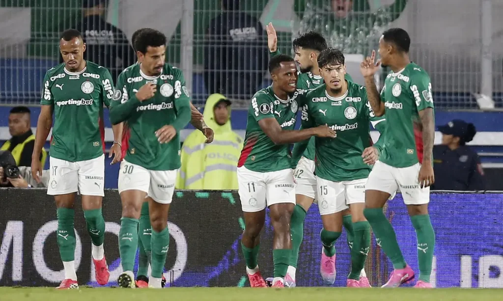 Palmeiras vence Cerro Porteño por 1 a 0 em Assunção e avança às quartas de final da Libertadores 1 Palmeiras vence Cerro Porteño por 1 a 0 em Assunção e avança às quartas de final da Libertadores
