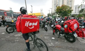 Anvisa libera venda de medicamentos por plataformas como iFood e Rappi, mas exige regulamentação específica