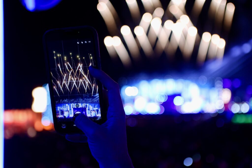 Rede da TIM no Rock in Rio Brasil 2026 registra consumo equivalente a 60 anos de conteúdo