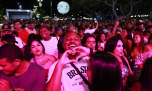 Domingueira reúne música e lazer para todas as idades na Tamandaré