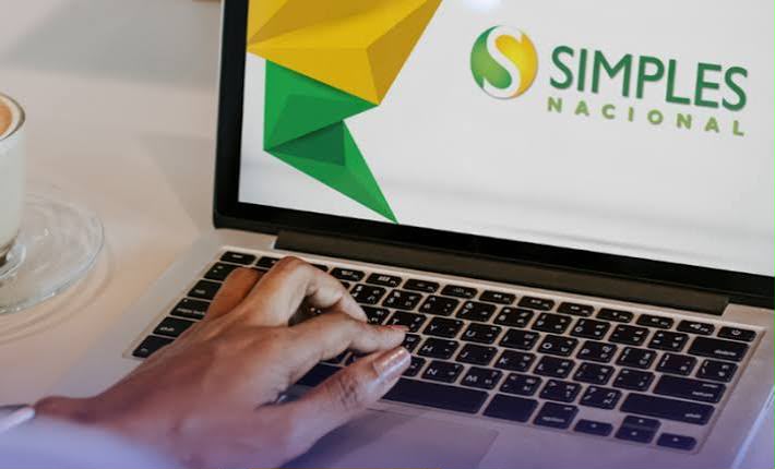 Simples Nacional exige planejamento para escolha do regime em 2027