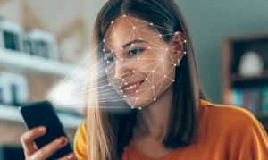 Serasa identifica 'golpe do sósia' que usa tecnologia de comparação facial para burlar biometria