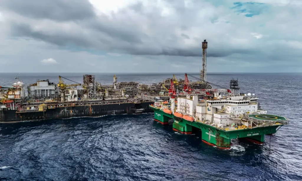 Petrobras tem maior margem de lucro entre grandes petroleiras 1 Petrobras tem maior margem de lucro entre grandes petroleiras