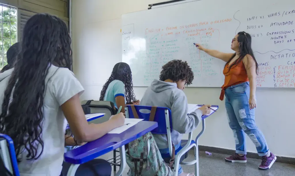 Número de professores jovens cai 31% em dez anos, aponta pesquisa 1 Número de professores jovens cai 31% em dez anos, aponta pesquisa