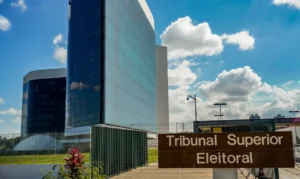 TSE abre investigação sobre suposto impulsionamento irregular de conteúdos eleitorais contra Flávio Bolsonaro e outros